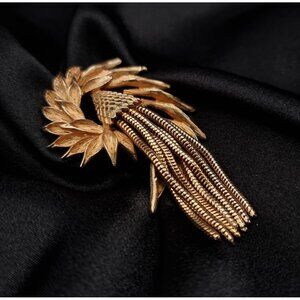 Rare Find Vintage 1950s-1960s FLORENZA Gold-Tone Leaf & Tassel Brooch
